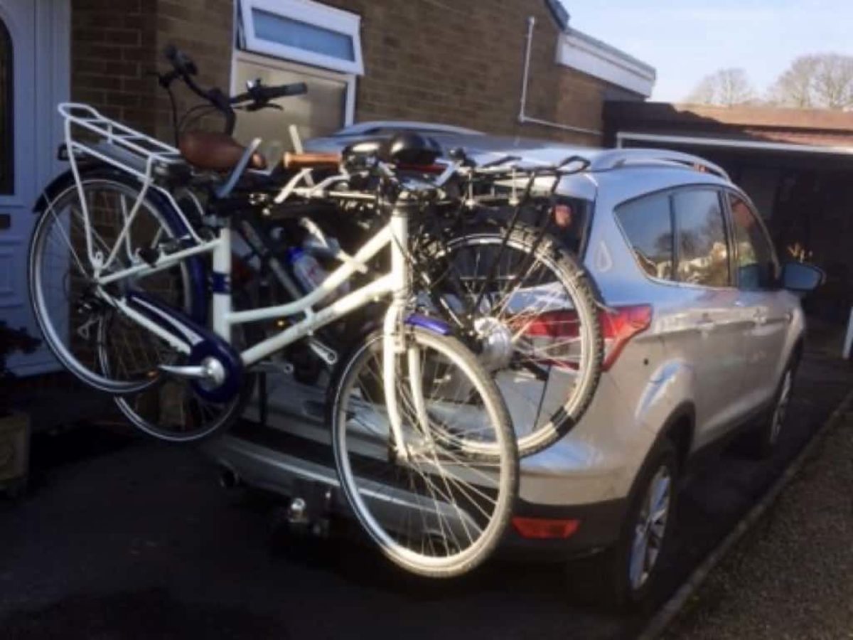 Xc90 best sale bike rack